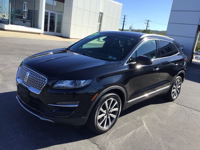 2019 Lincoln MKC Reserve Image 1 of 23