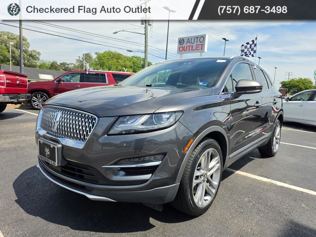 2019 Lincoln MKC Reserve Image 1 of 50