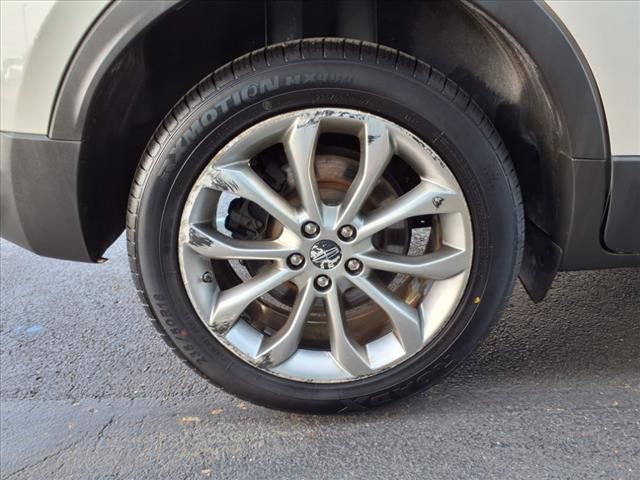 Vehicle image 7 of 26