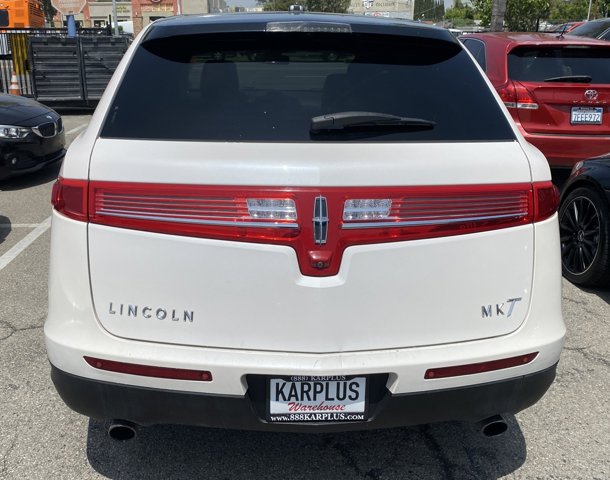 Vehicle image 6 of 25