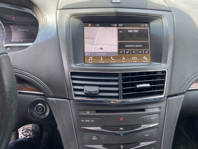 Vehicle image 12 of 25