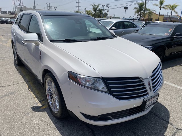 Vehicle image 4 of 25