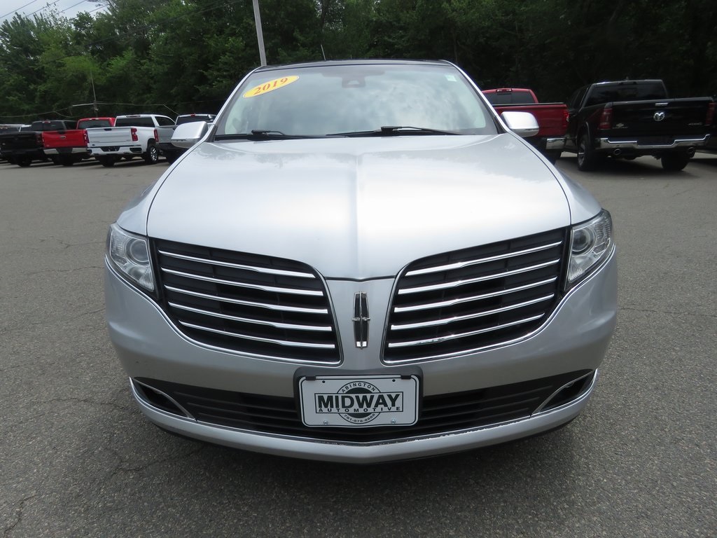 Vehicle image 25 of 29