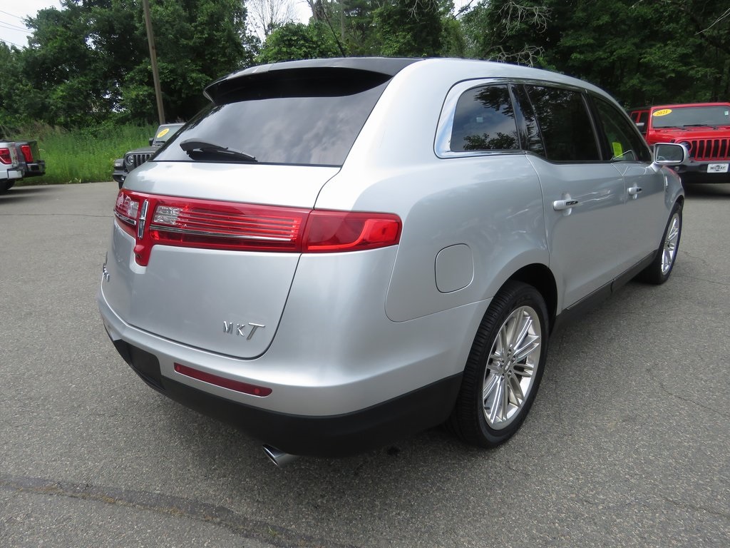Vehicle image 5 of 29