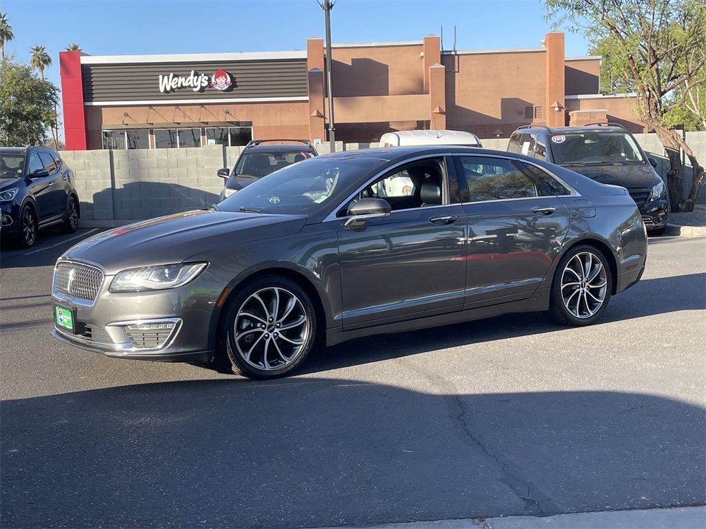 2019 Lincoln MKZ Hybrid Reserve I Image 1 of 32