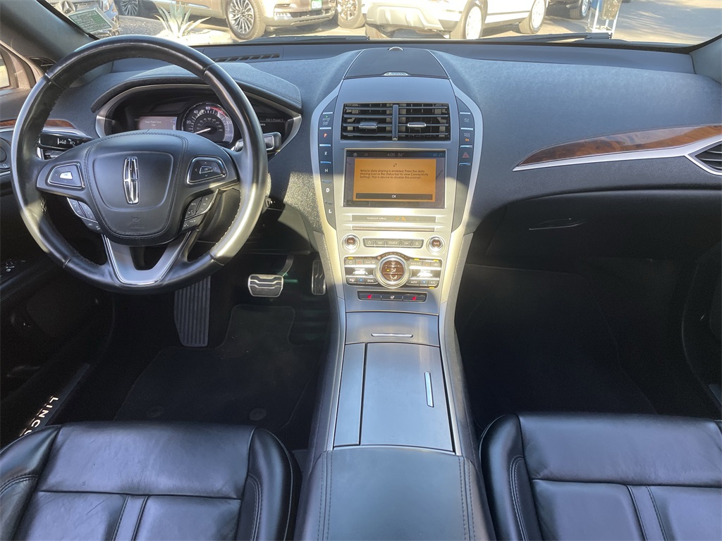 2019 Lincoln MKZ Hybrid Reserve I Image 13 of 32