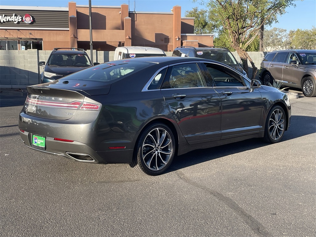 2019 Lincoln MKZ Hybrid Reserve I Image 4 of 32
