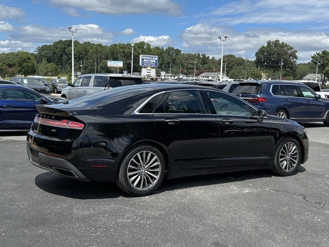 2019 Lincoln MKZ Reserve I Image 5 of 22