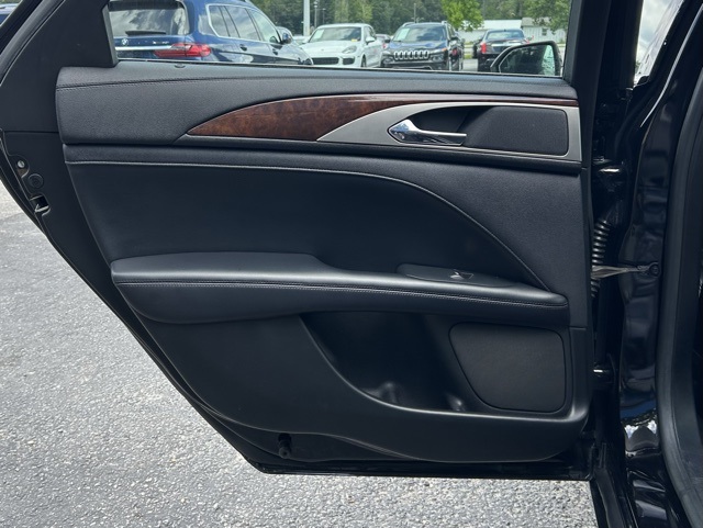 2019 Lincoln MKZ Reserve I Image 19 of 22