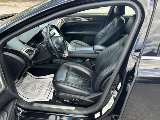 2019 Lincoln MKZ Reserve I Image 13 of 22