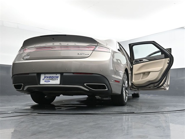 2019 Lincoln MKZ Reserve II Image 33 of 40