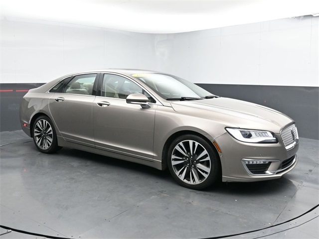 2019 Lincoln MKZ Reserve II Image 9 of 40