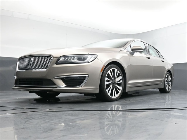 2019 Lincoln MKZ Reserve II Image 19 of 40