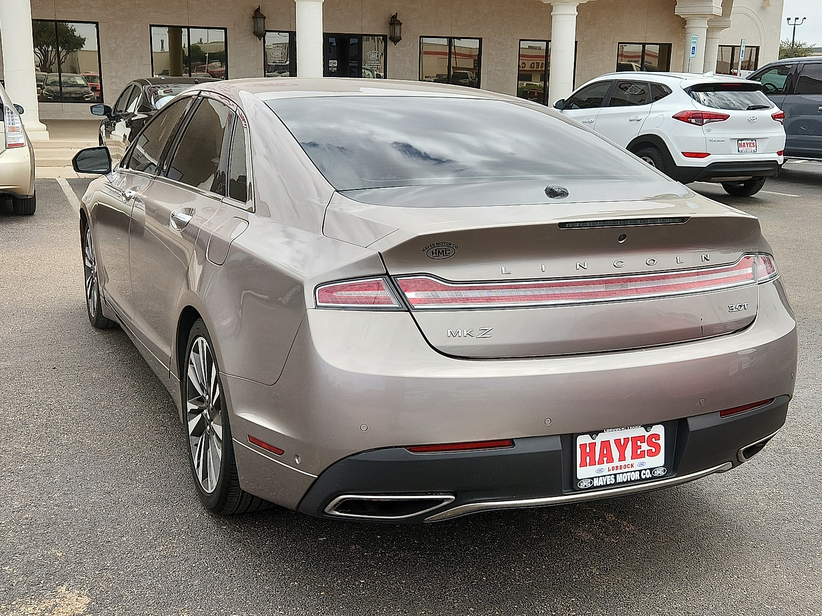 Vehicle image 4 of 16