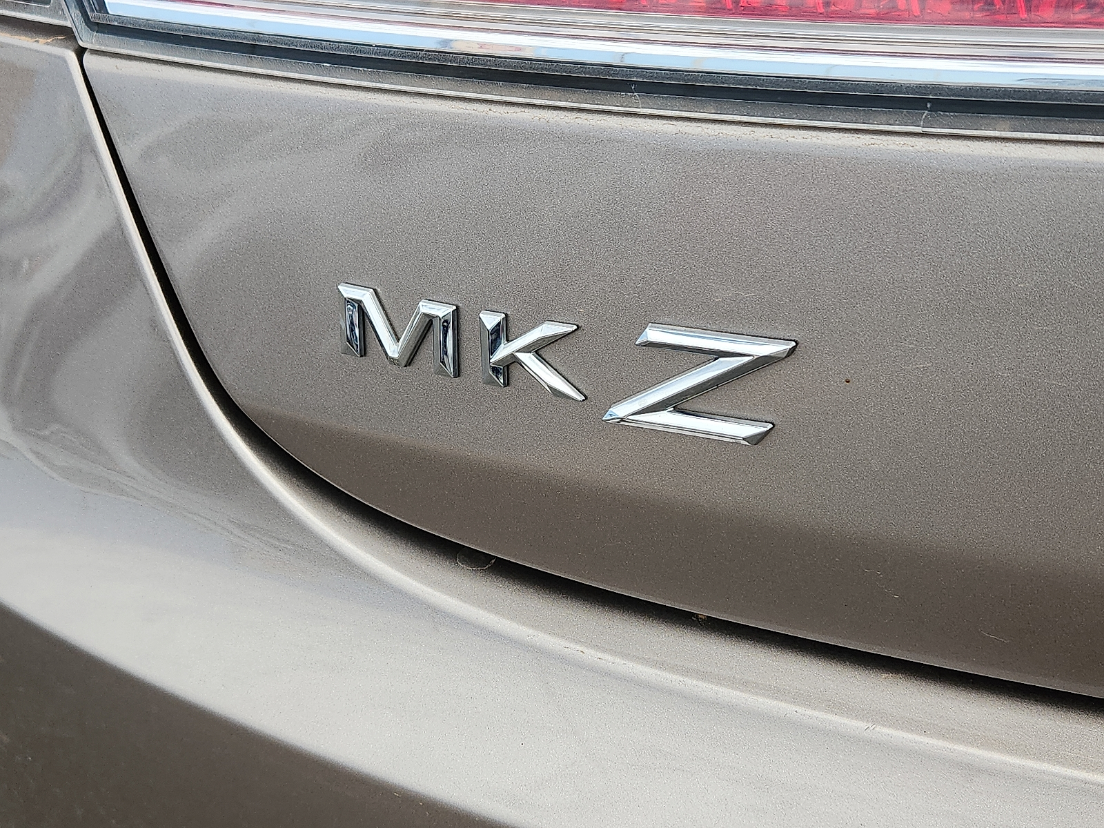 Vehicle image 7 of 16