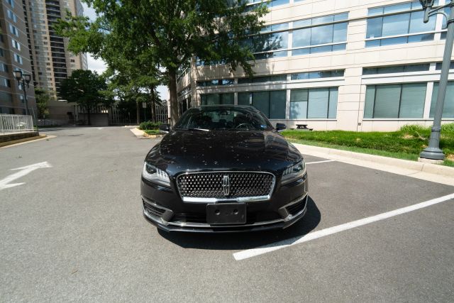 2019 Lincoln MKZ Reserve I Image 2 of 49