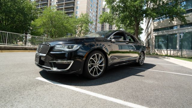 2019 Lincoln MKZ Reserve I Image 1 of 49