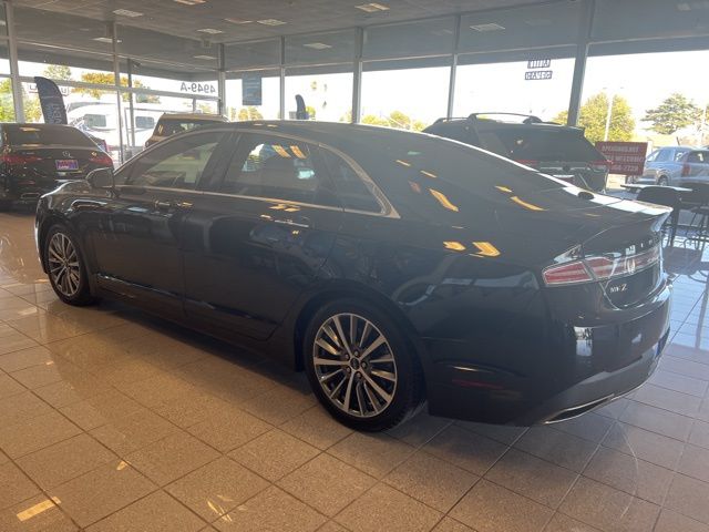Vehicle image 11 of 34