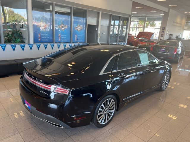 Vehicle image 9 of 34