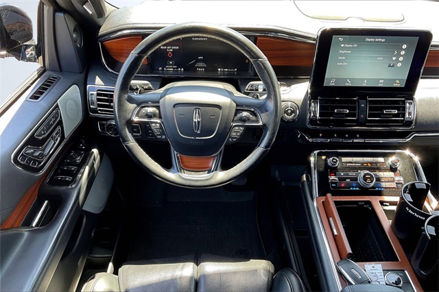 Vehicle image 16 of 35