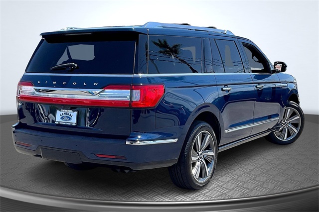 Vehicle image 4 of 35