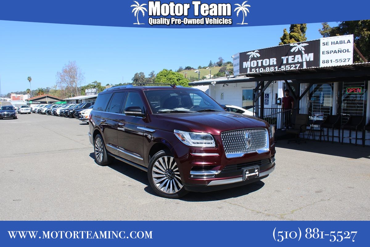 2019 Lincoln Navigator Reserve Image 3 of 18
