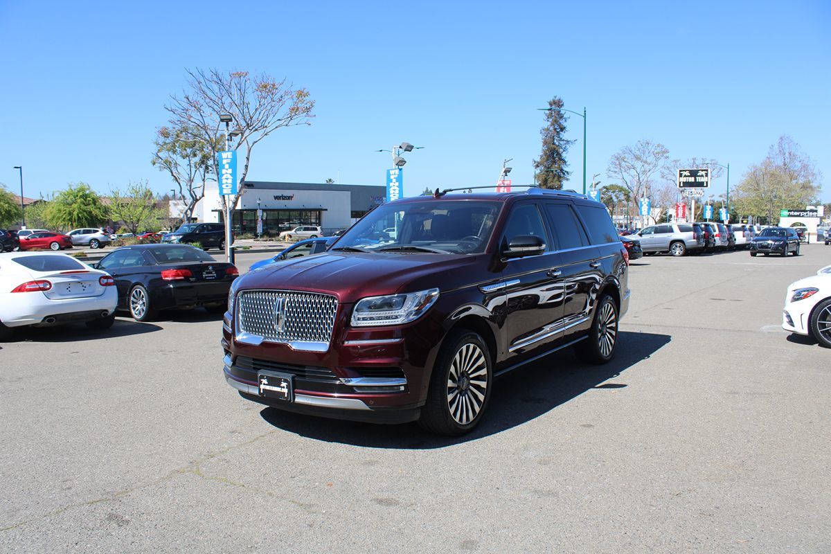 2019 Lincoln Navigator Reserve Image 1 of 18