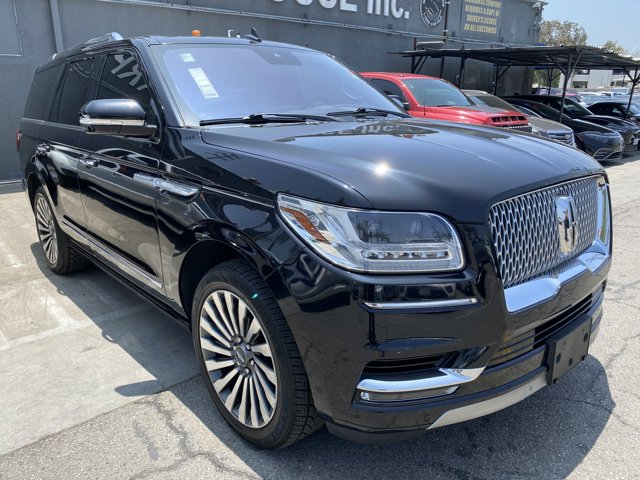 Vehicle image 4 of 28