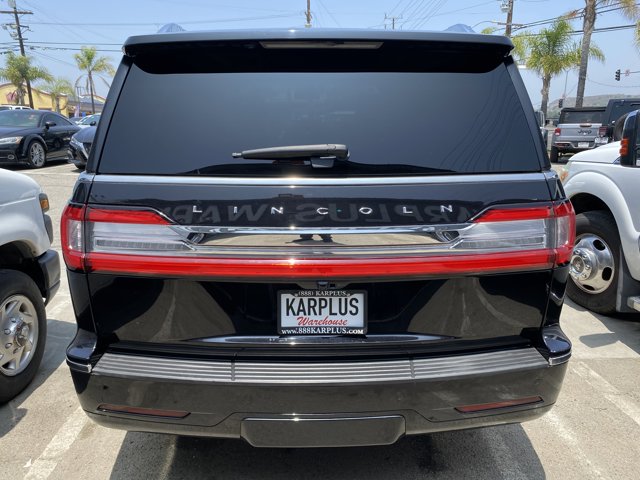 Vehicle image 10 of 28