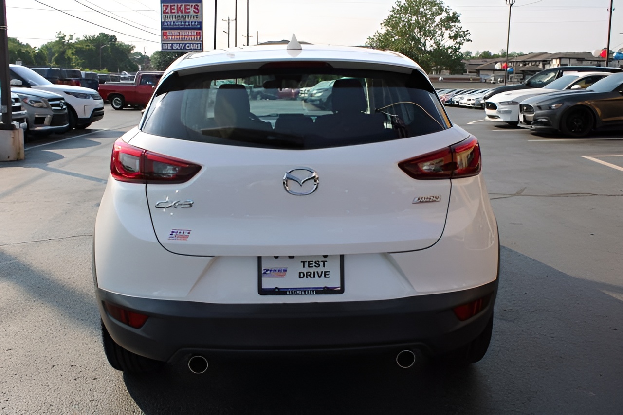Vehicle image 31 of 32