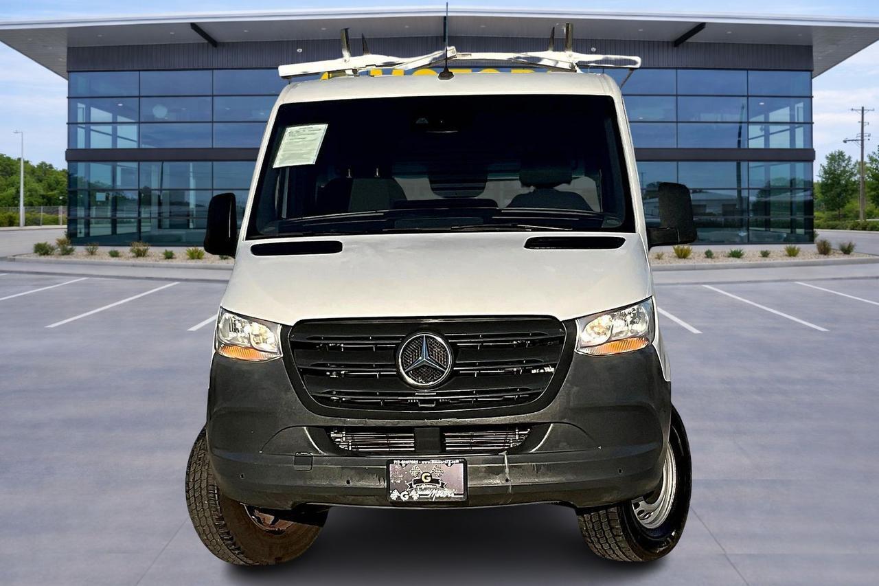 2019 Mercedes-Benz Sprinter Cargo Image 2 of 27