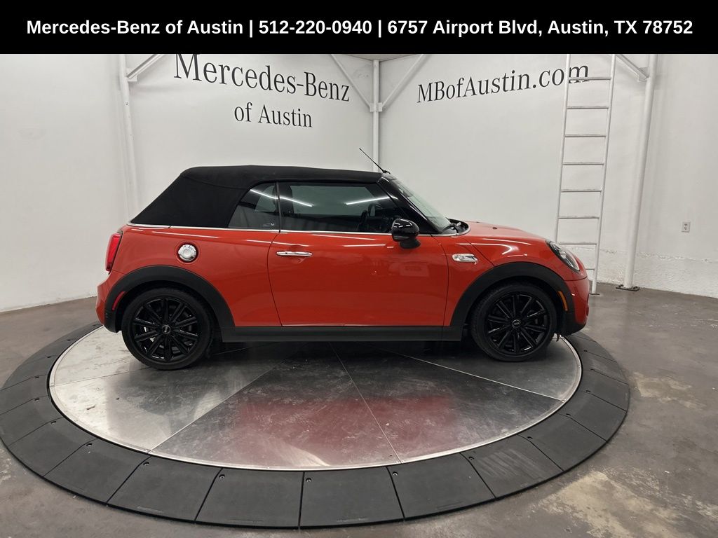 Vehicle image 5 of 27