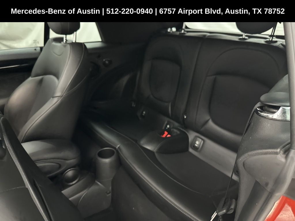 Vehicle image 14 of 27