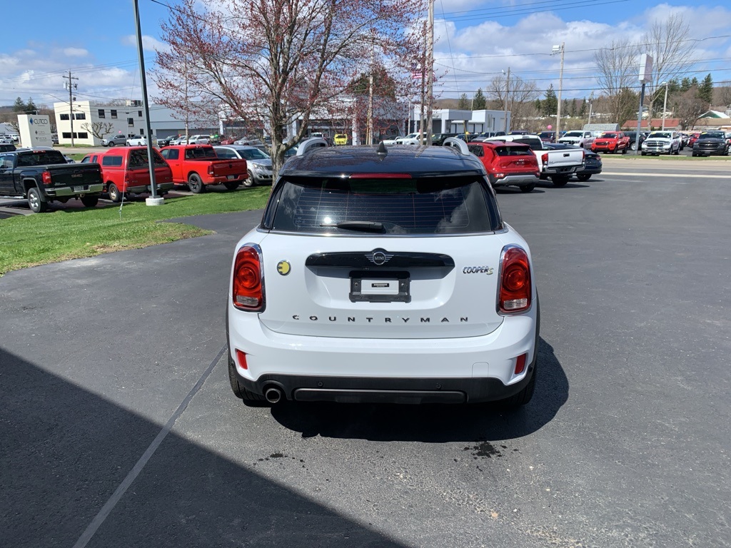 Vehicle image 5 of 29