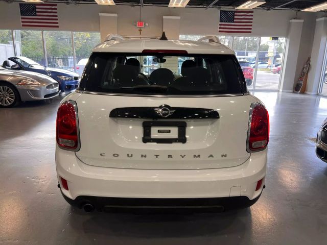 Vehicle image 8 of 36