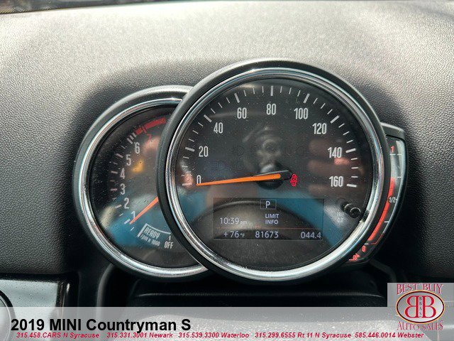 Vehicle image 12 of 18