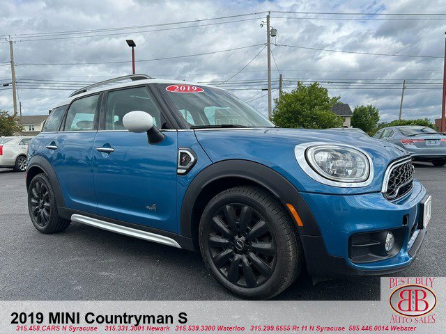 Vehicle image 4 of 18