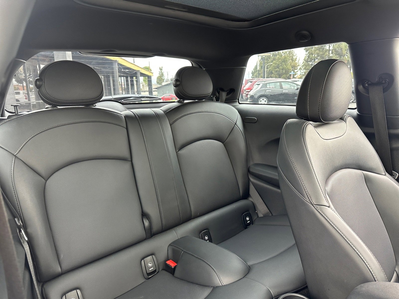 Vehicle image 12 of 24