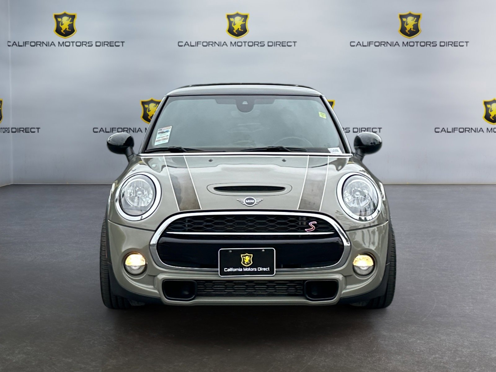 Vehicle image 2 of 24