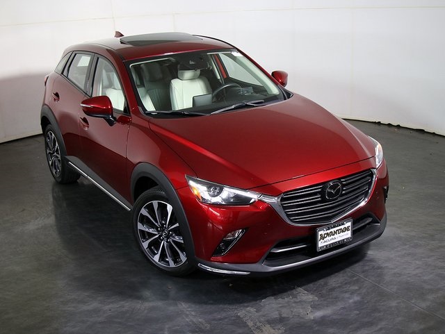 2019 Mazda CX-3 Grand Touring Image 4 of 37