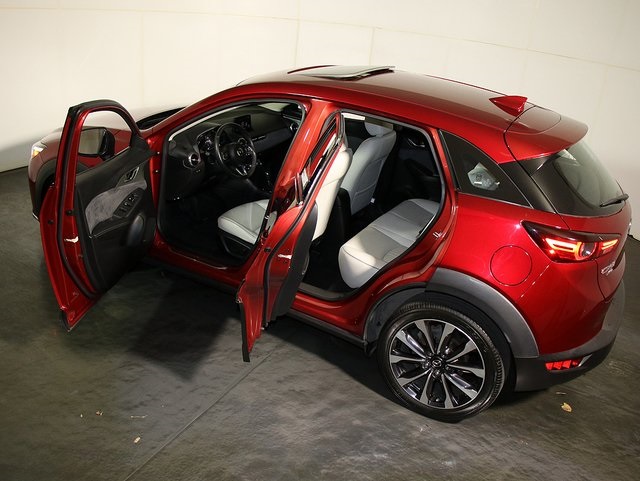2019 Mazda CX-3 Grand Touring Image 8 of 37