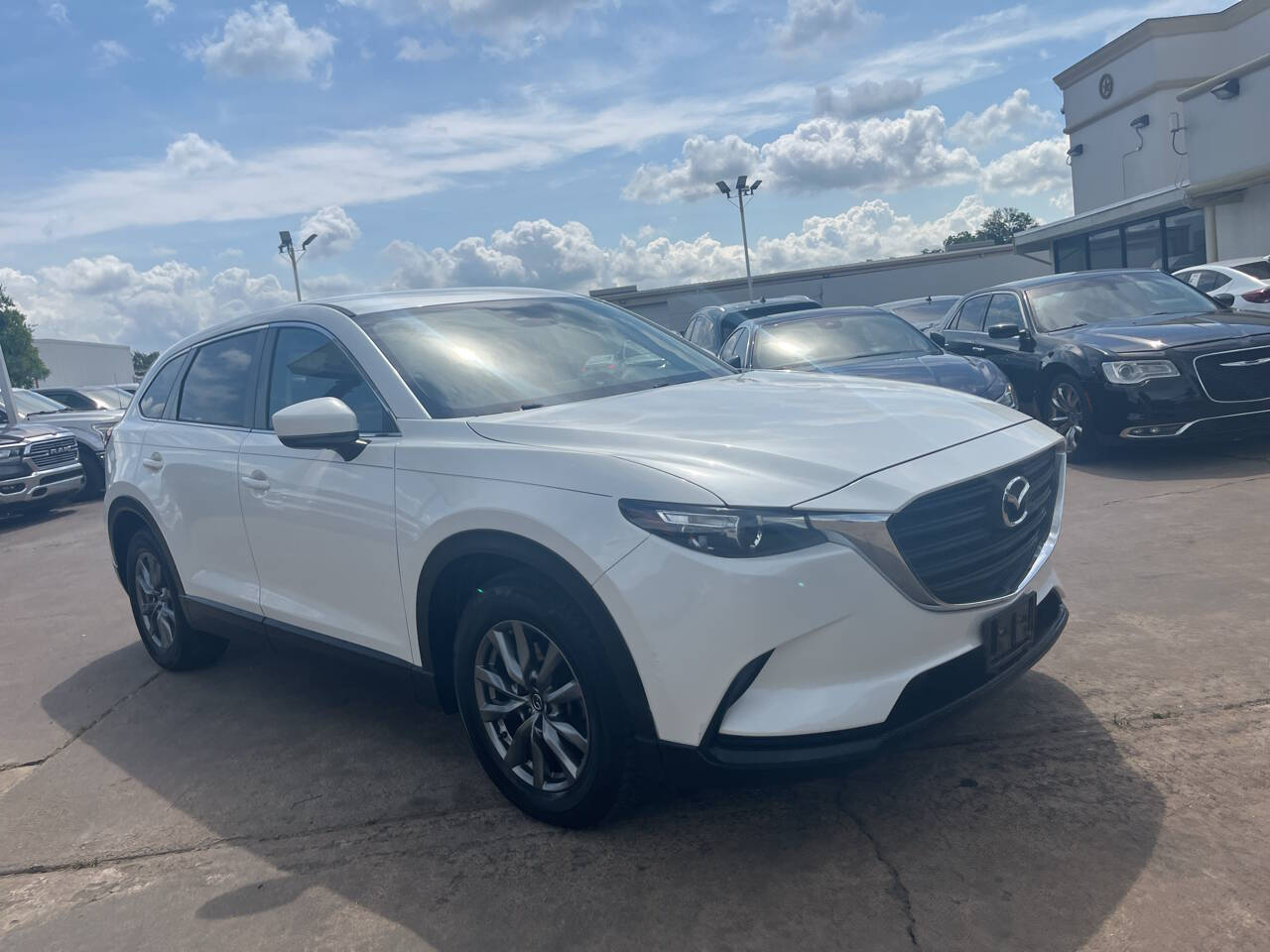 Vehicle image 2 of 18