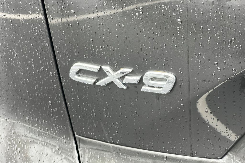 2019 Mazda CX-9 Touring Image 38 of 49