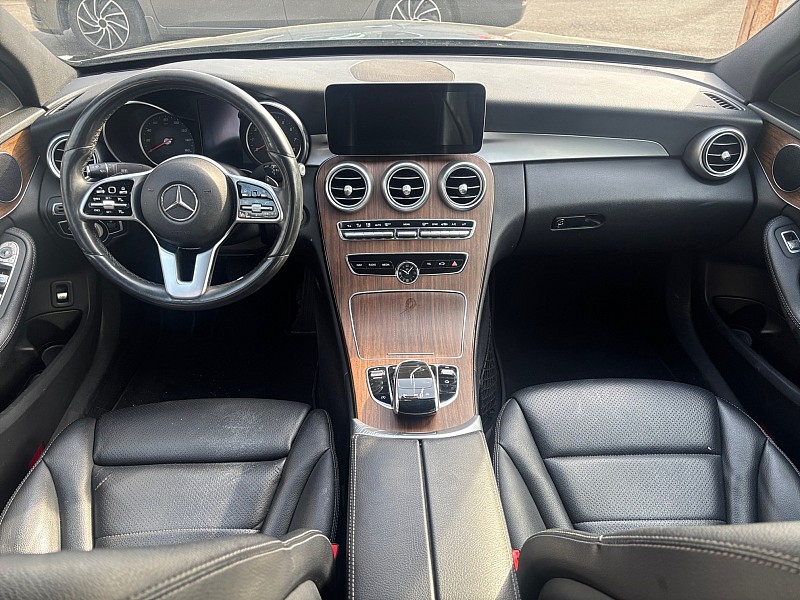 Vehicle image 28 of 35