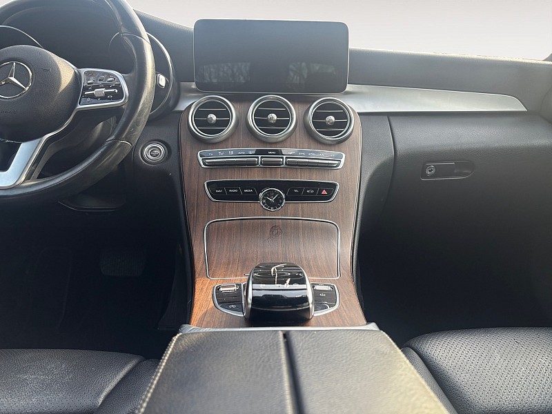 Vehicle image 11 of 35