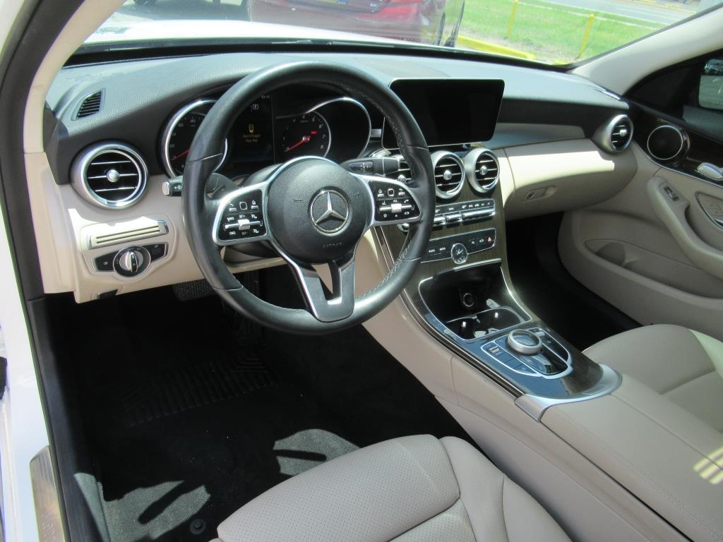 Vehicle image 15 of 30