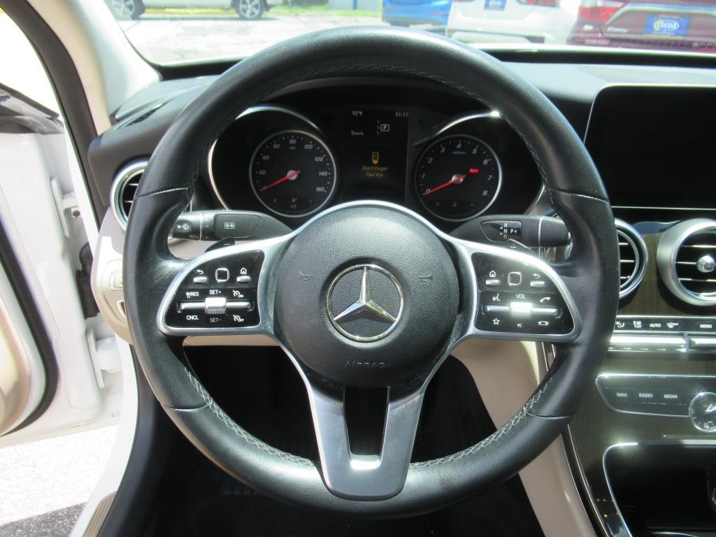 Vehicle image 17 of 30