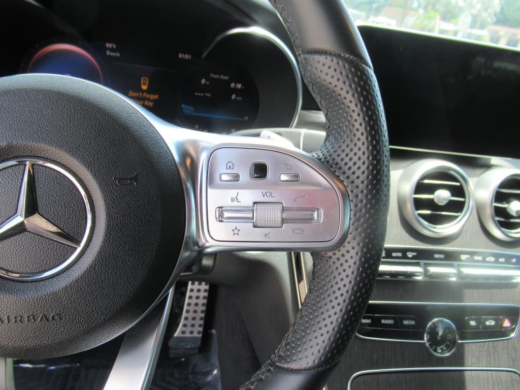 Vehicle image 16 of 28