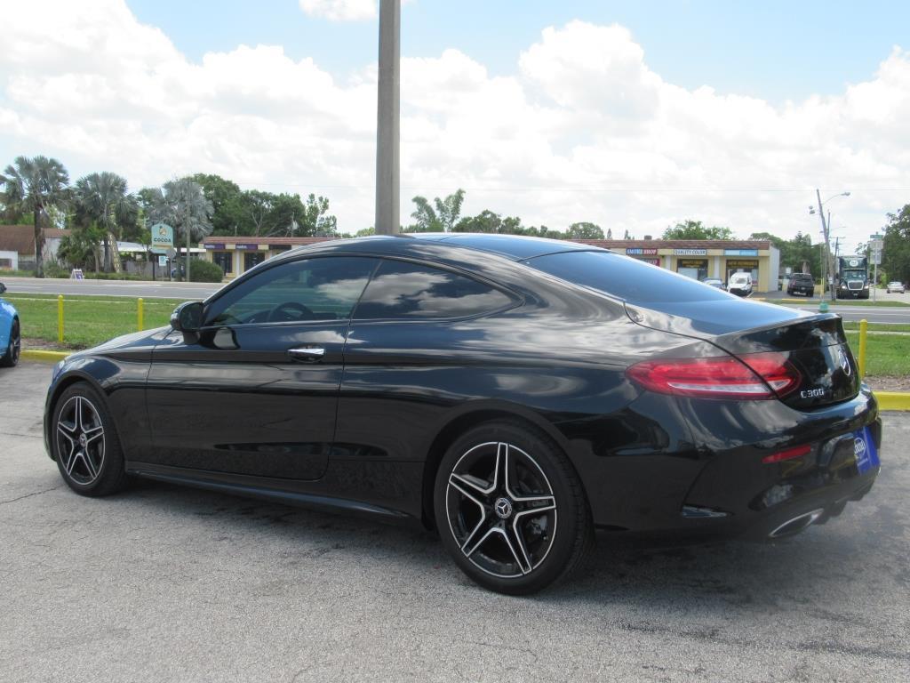 Vehicle image 6 of 28