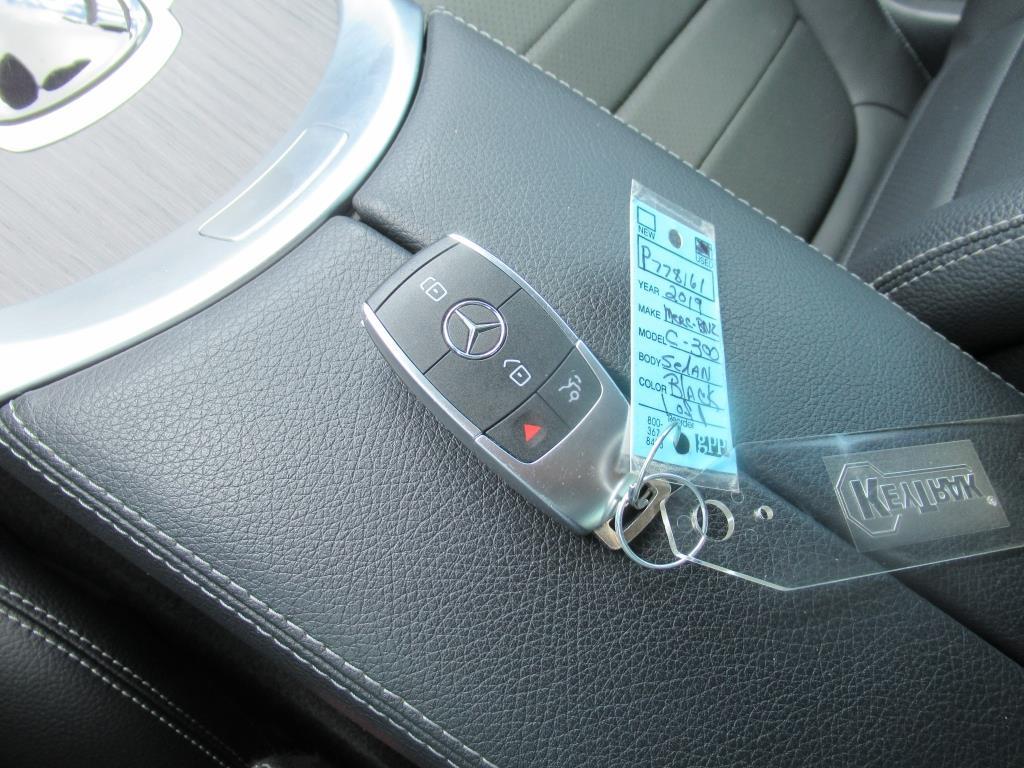 Vehicle image 28 of 28